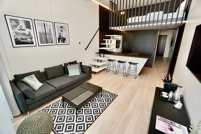 Loft-Apartment mit Galerie und Küche